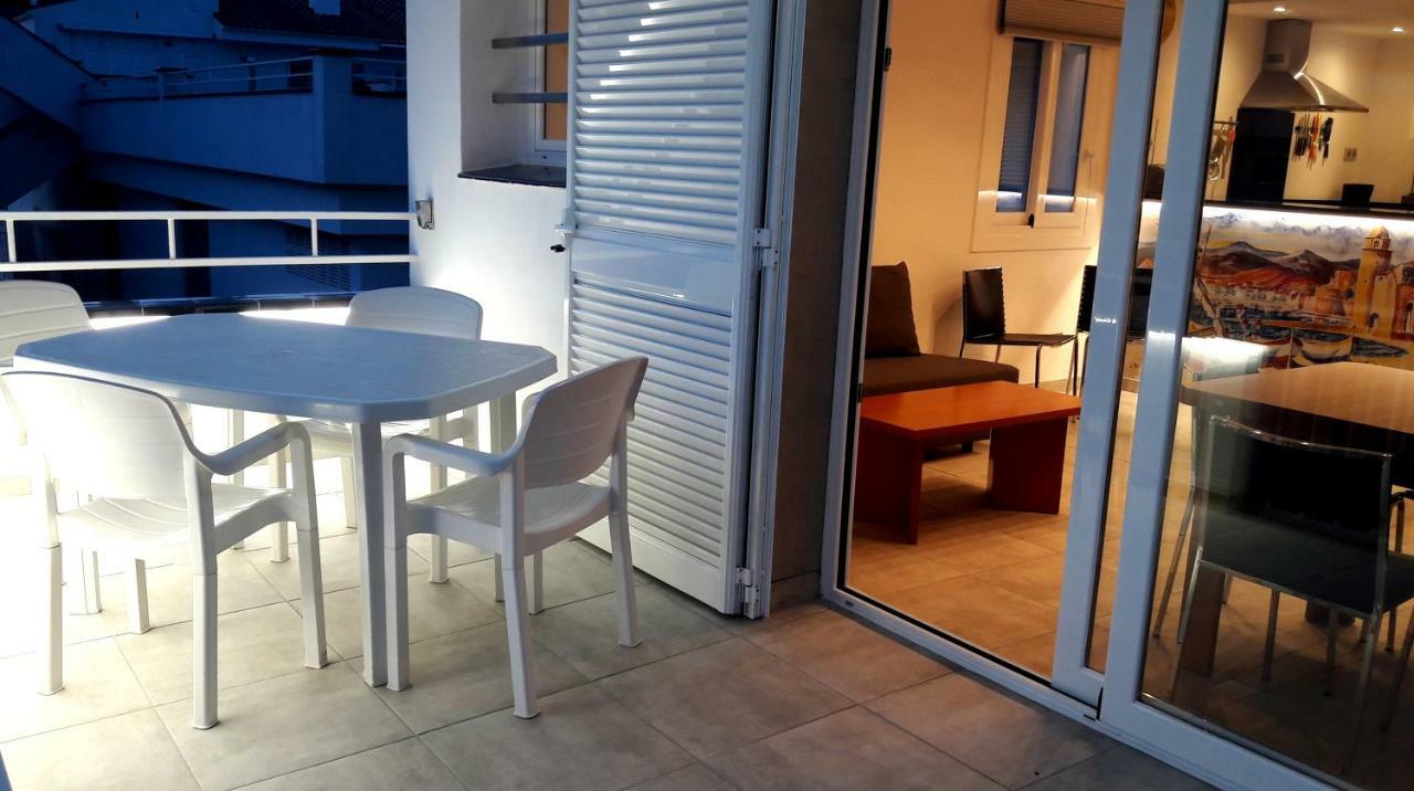 Residencia Platja De Roses Daire Dış mekan fotoğraf