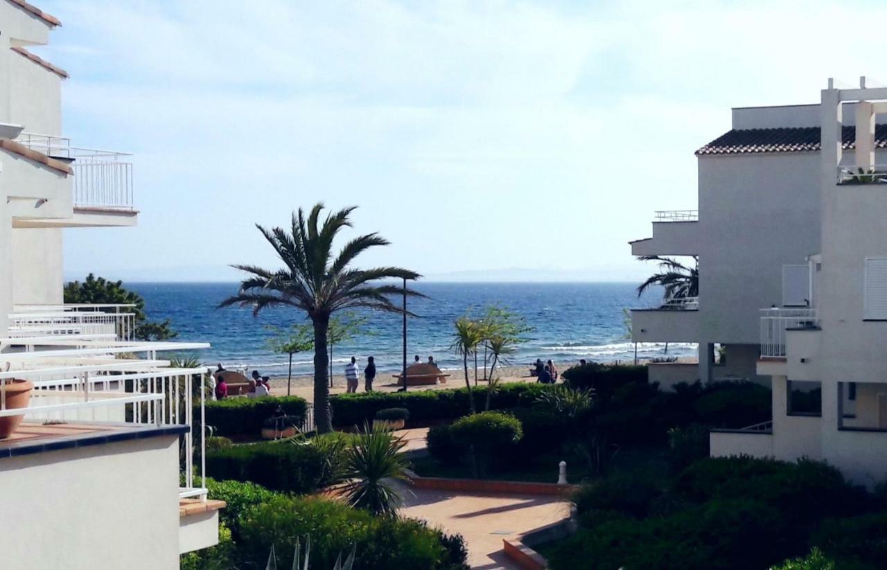 Residencia Platja De Roses Daire Dış mekan fotoğraf