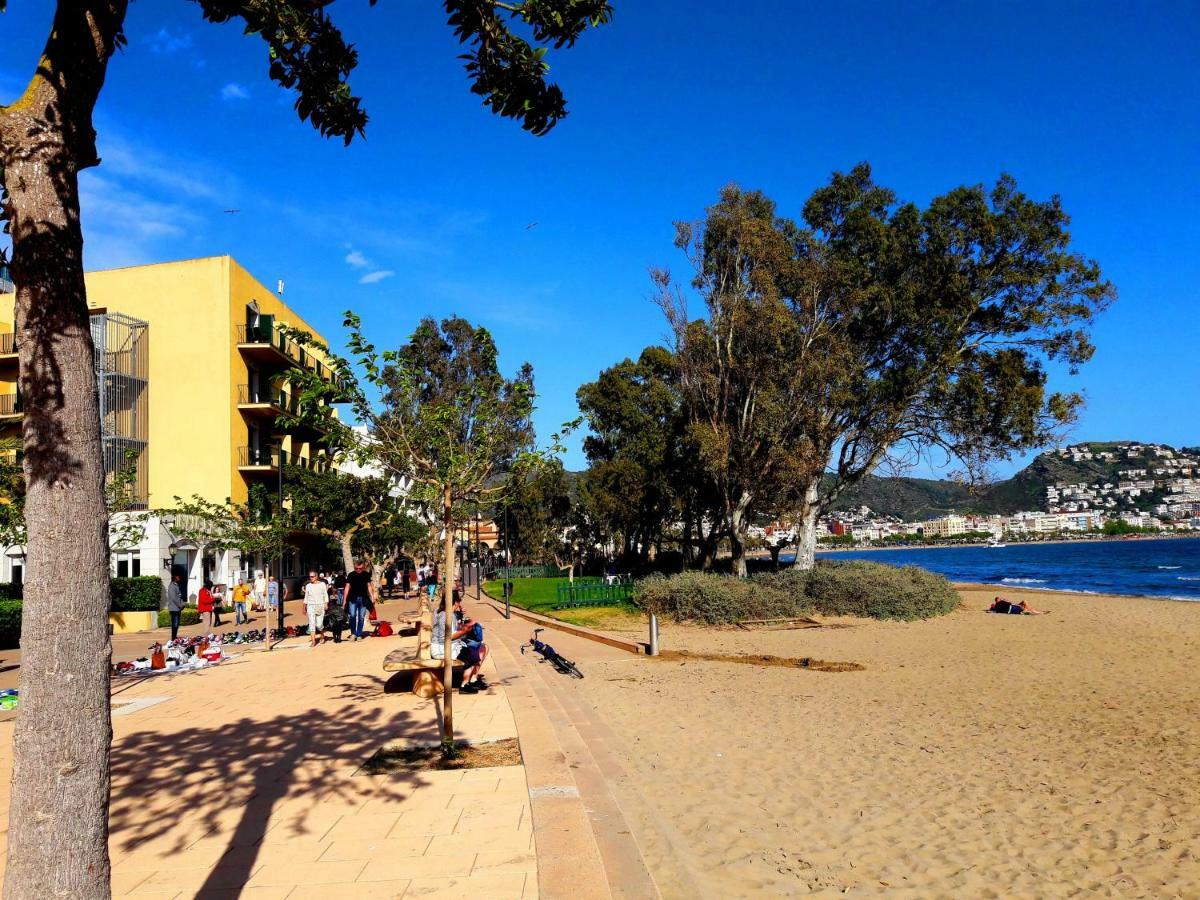 Residencia Platja De Roses Daire Dış mekan fotoğraf